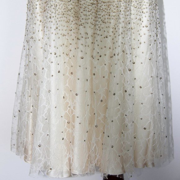 Carmen Marc Valvo Formal Dress Ivory White Bead Mesh Wedding Medium 1795$ - Picture 6 of 6